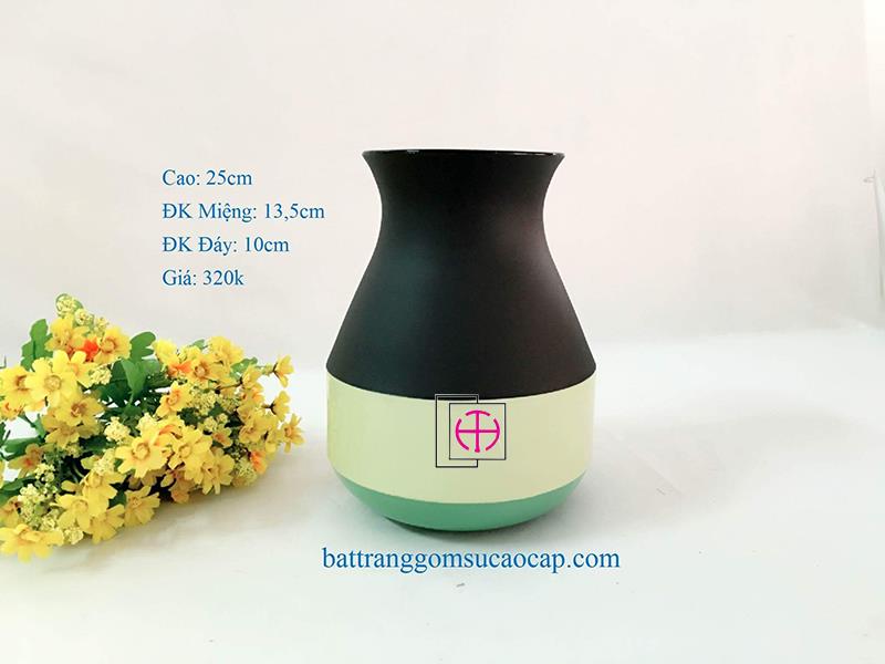 Lọ hoa nghệ thuật ba màu